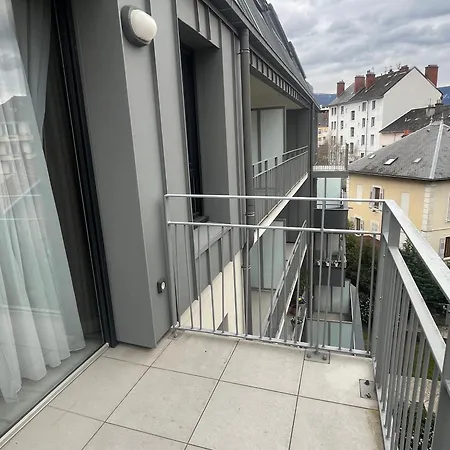 Appart One Chambery Lejlighedshotel 3*