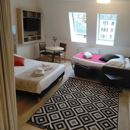 Apartahotel Zenao 3*