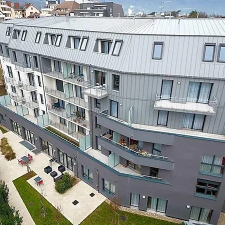 One 3* Chambéry